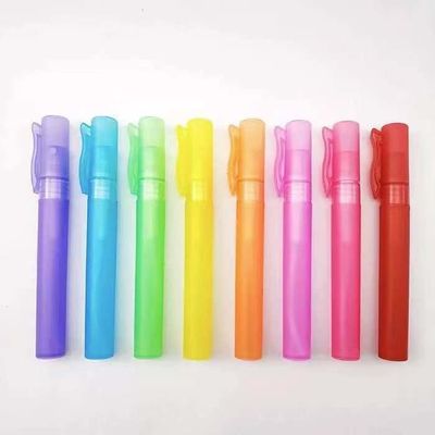 10 ml New Arrival wiele kolorów Atomizer Plastikowa butelka na perfumy Perfumy w sprayu z klipsem Cap